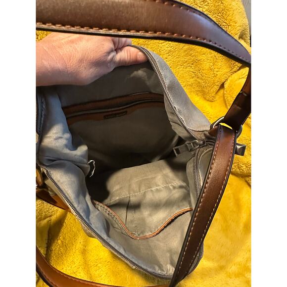 Kathy Ireland Large Bucket Style Hand Bag adjustable Shoulder Strap backpack - Picture 6 of 10